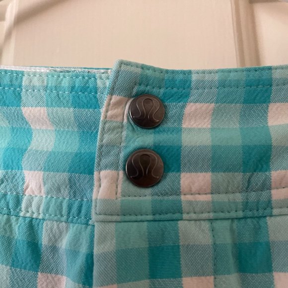 Lululemon Turquoise Checkered Shorts Size 6 - Picture 2 of 5